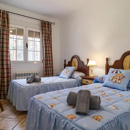 Holiday home Amazing In Algarinejo